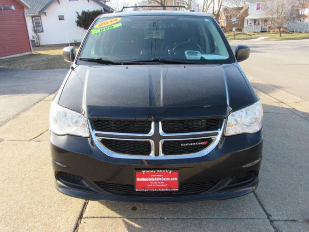 2014 Brilliant Black Crystal Pearl Coat Dodge Grand Caravan SE (2C4RDGBG8ER) with an 3.6 6 Cylinder Sequential Multiport Fuel Injection engine, 6-Speed Shiftable Automatic transmission, located at 5505 N. Summit St., Toledo, OH, 43611, (419) 729-2688, 41.654953, -83.530014 - Photo #18