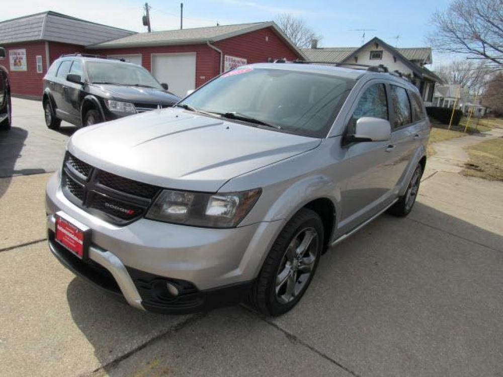 2015 Billet Silver Metallic Clear Coat Dodge Journey Crossroad (3C4PDCGG3FT) with an 3.6 6 Cylinder Sequential Multiport Fuel Injection engine, 6-Speed Shiftable Automatic transmission, located at 5505 N. Summit St., Toledo, OH, 43611, (419) 729-2688, 41.654953, -83.530014 - Photo #25