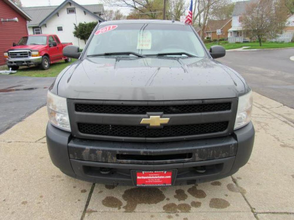 2011 Gray Metallic Chevrolet Silverado 1500 Work Truck 4X4 (1GCRKPEA9BZ) with an 4.8 8 Cylinder Sequential-Port F.I. engine, 4-Speed Automatic transmission, located at 5505 N. Summit St., Toledo, OH, 43611, (419) 729-2688, 41.654953, -83.530014 - Photo #15