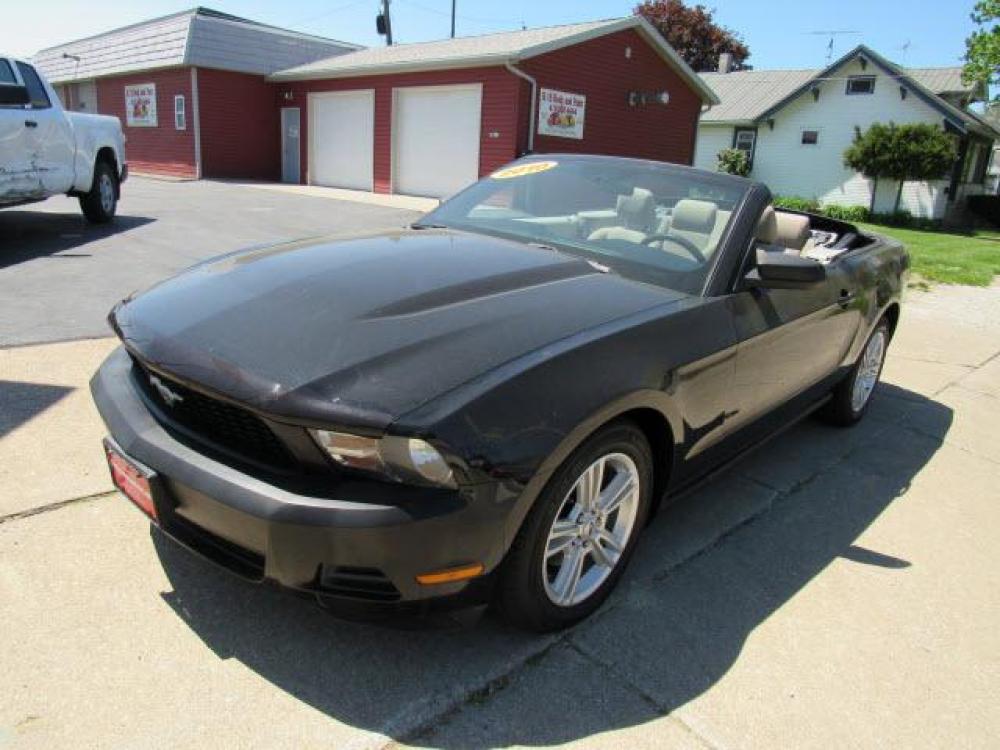 2010 Black Clearcoat Ford Mustang V6 (1ZVBP8EN2A5) with an 4.0 6 Cylinder Fuel Injected engine, 5-Speed Automatic transmission, located at 5505 N. Summit St., Toledo, OH, 43611, (419) 729-2688, 41.654953, -83.530014 - Photo #16
