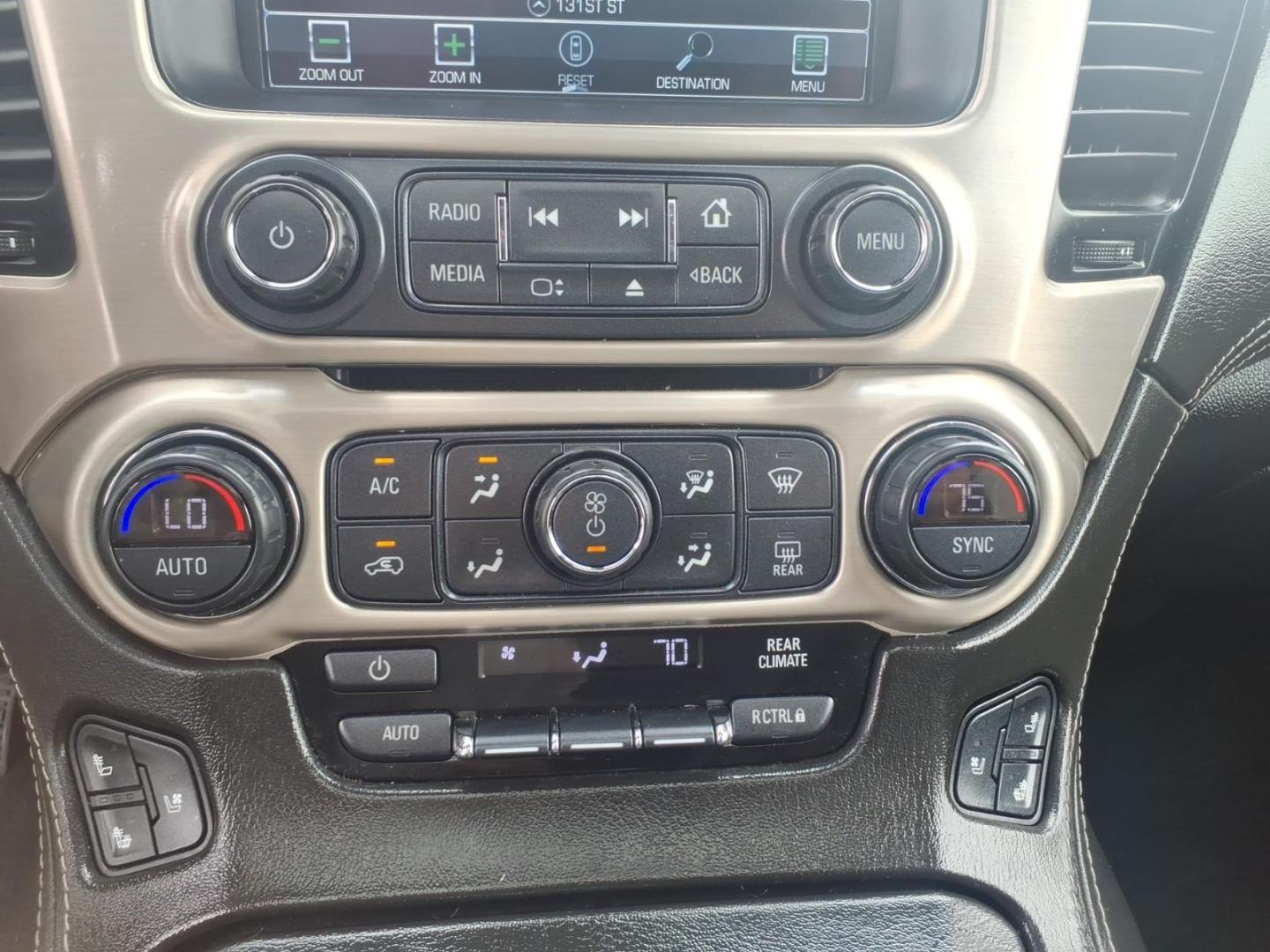 2019 Quicksilver Metallic Gan GMC Yukon Denali (1GKS2CKJ6KR) with an 6.2L EcoTec3 6.2L V8 420hp 460ft. lbs. Direct Injection engine, 10-Speed Shiftable Automatic transmission, located at 5505 N. Summit St., Toledo, OH, 43611, (419) 729-2688, 41.654953, -83.530014 - Photo#10