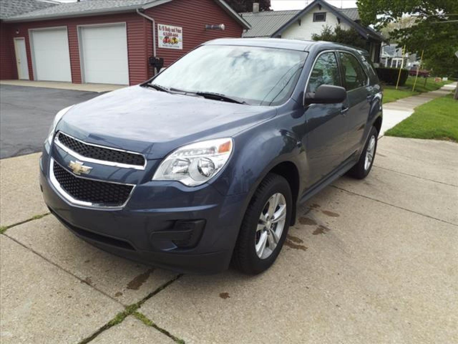 2014 Atlantis Blue Metallic Chevrolet Equinox LS (2GNFLEEK3E6) with an 2.4L 2.4L I4 182hp 172ft. lbs. Direct Injection engine, 6-Speed Shiftable Automatic transmission, located at 5505 N. Summit St., Toledo, OH, 43611, (419) 729-2688, 41.654953, -83.530014 - Photo #17