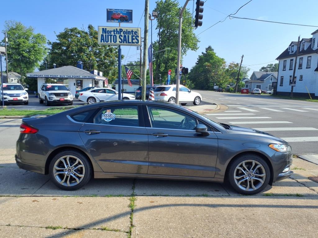 photo of 2017 Ford Fusion SE