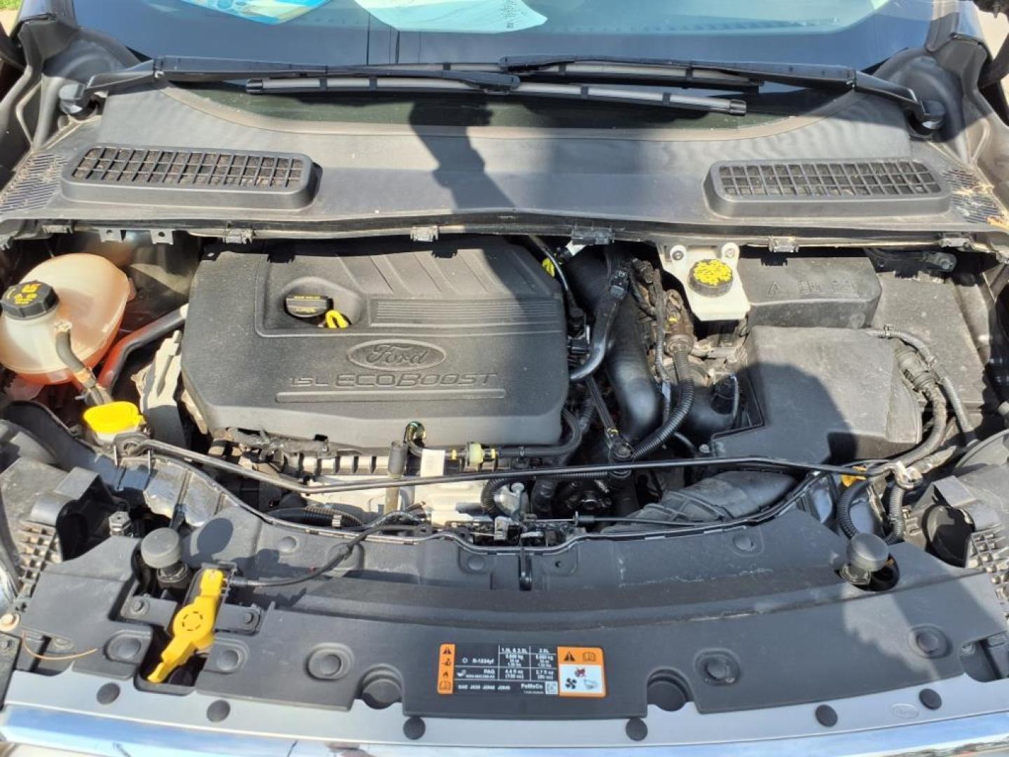 2017 Magnetic Ford Escape SE (1FMCU0GD2HU) with an 1.5L EcoBoost 1.5L Turbo I4 179hp 177ft. lbs. Direct Injection engine, 6-Speed Shiftable Automatic transmission, located at 5505 N. Summit St., Toledo, OH, 43611, (419) 729-2688, 41.654953, -83.530014 - Photo#15