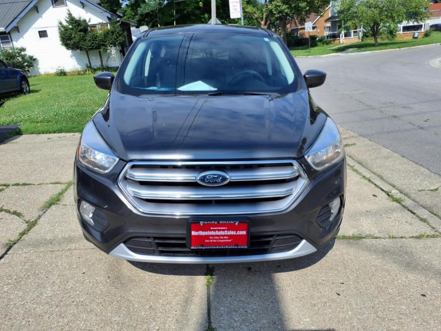 2017 Magnetic Ford Escape SE (1FMCU0GD2HU) with an 1.5L EcoBoost 1.5L Turbo I4 179hp 177ft. lbs. Direct Injection engine, 6-Speed Shiftable Automatic transmission, located at 5505 N. Summit St., Toledo, OH, 43611, (419) 729-2688, 41.654953, -83.530014 - Photo#17