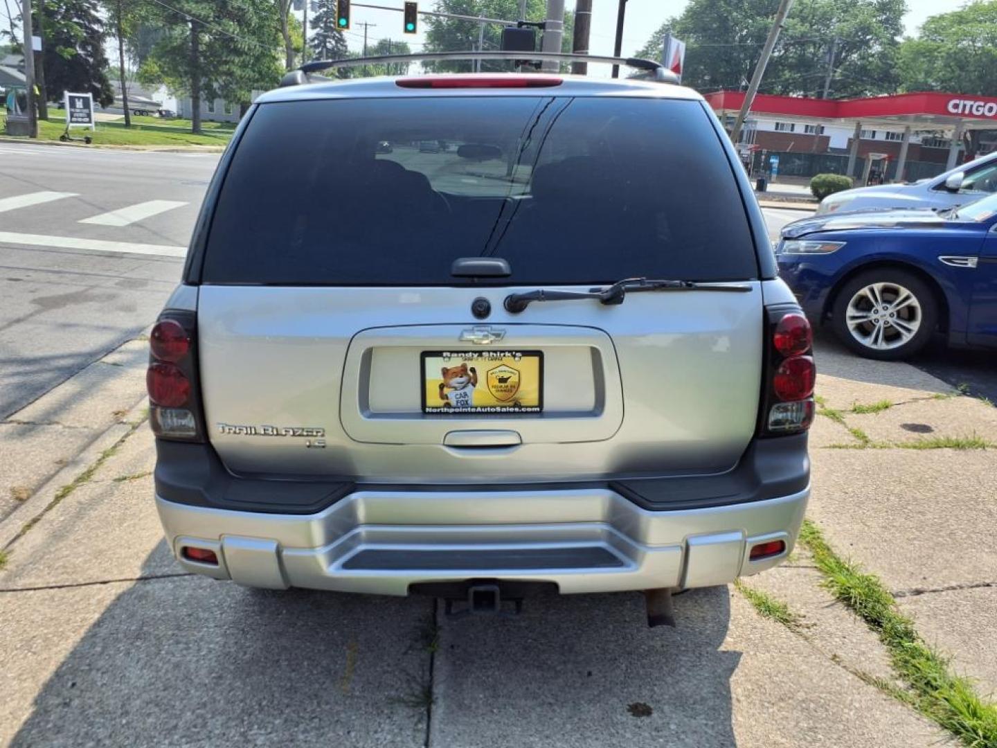 2006 Silverstone Metallic Chevrolet TrailBlazer LS (1GNDT13S462) with an 4.2L 4L NA I6 double overhead cam (DOHC) 24V Fuel Injected engine, 4-Speed Automatic transmission, located at 5505 N. Summit St., Toledo, OH, 43611, (419) 729-2688, 41.654953, -83.530014 - Photo#23