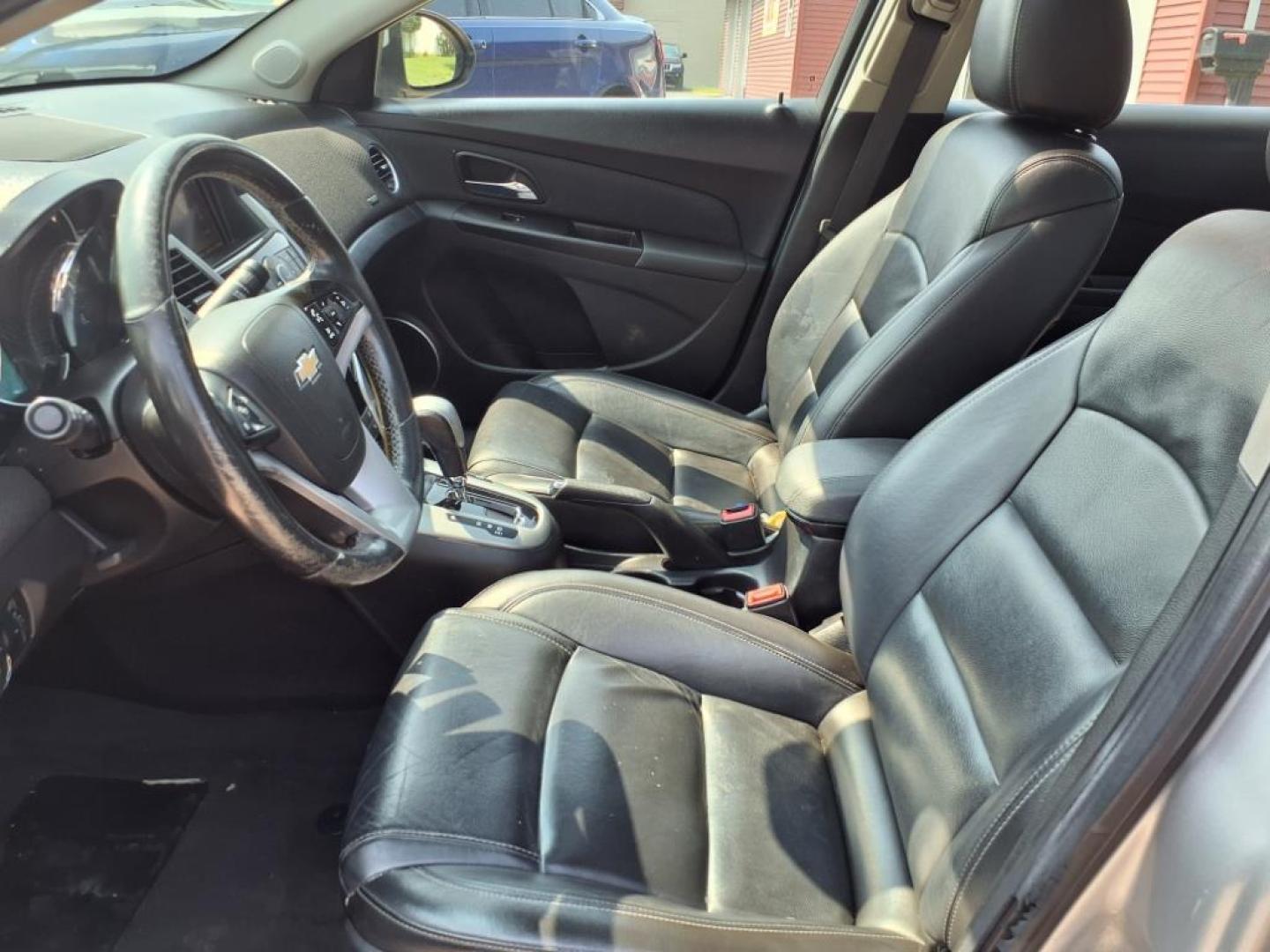 2014 Silver Ice Metallic Chevrolet Cruze 2LT Auto (1G1PE5SBXE7) with an 1.4L Ecotec 1.4L Turbo I4 138hp 148ft. lbs. Sequential Multiport Fuel Injection engine, 6-Speed Shiftable Automatic transmission, located at 5505 N. Summit St., Toledo, OH, 43611, (419) 729-2688, 41.654953, -83.530014 - Photo#2