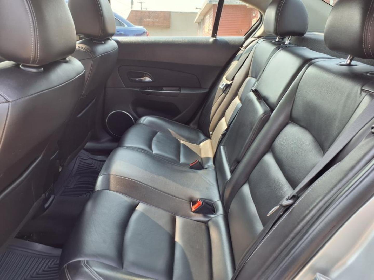 2014 Silver Ice Metallic Chevrolet Cruze 2LT Auto (1G1PE5SBXE7) with an 1.4L Ecotec 1.4L Turbo I4 138hp 148ft. lbs. Sequential Multiport Fuel Injection engine, 6-Speed Shiftable Automatic transmission, located at 5505 N. Summit St., Toledo, OH, 43611, (419) 729-2688, 41.654953, -83.530014 - Photo#4