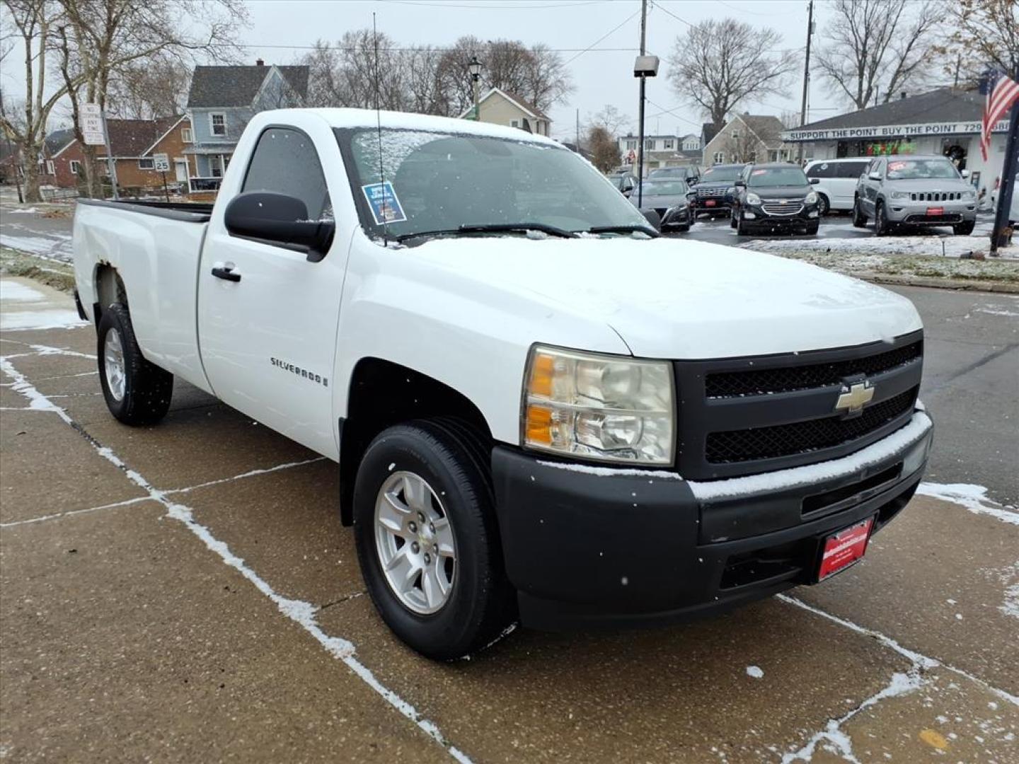 2009 Summit White 50u Chevrolet Silverado 1500 Work Truck (1GCEC14X29Z) with an 4.3L Vortec 4.3L V6 195hp 260ft. lbs. Sequential-Port F.I. engine, 4-Speed Automatic transmission, located at 5505 N. Summit St., Toledo, OH, 43611, (419) 729-2688, 41.654953, -83.530014 - Photo#11