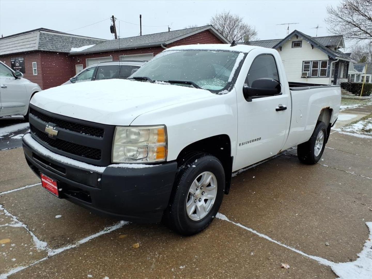 2009 Summit White 50u Chevrolet Silverado 1500 Work Truck (1GCEC14X29Z) with an 4.3L Vortec 4.3L V6 195hp 260ft. lbs. Sequential-Port F.I. engine, 4-Speed Automatic transmission, located at 5505 N. Summit St., Toledo, OH, 43611, (419) 729-2688, 41.654953, -83.530014 - Photo#13