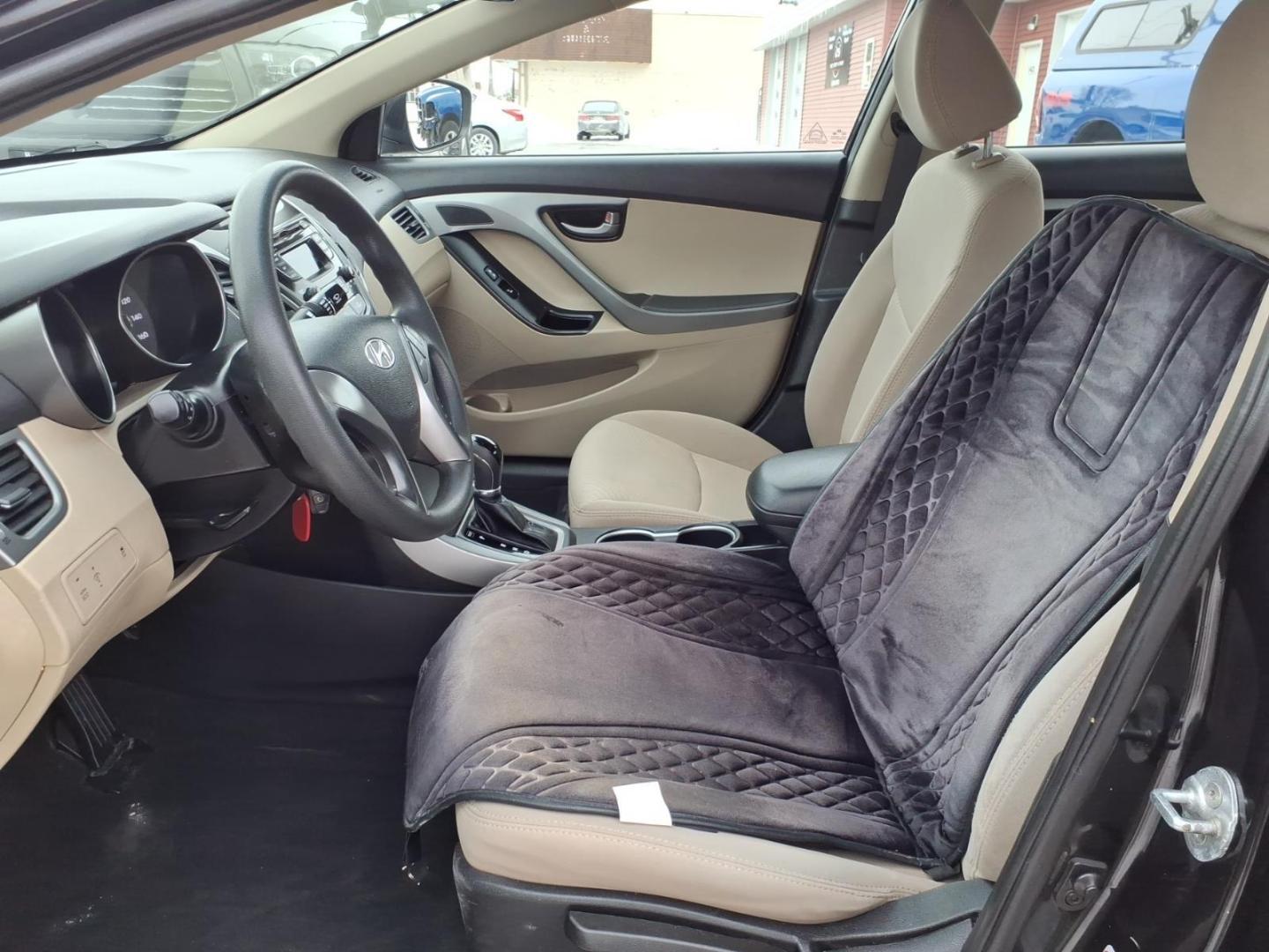 2015 Black Diamond Hyundai ELANTRA SE (5NPDH4AE6FH) with an 1.8L 1.8L I4 145hp 130ft. lbs. Sequential Multiport Fuel Injection engine, 6-Speed Shiftable Automatic transmission, located at 5505 N. Summit St., Toledo, OH, 43611, (419) 729-2688, 41.654953, -83.530014 - Photo#1