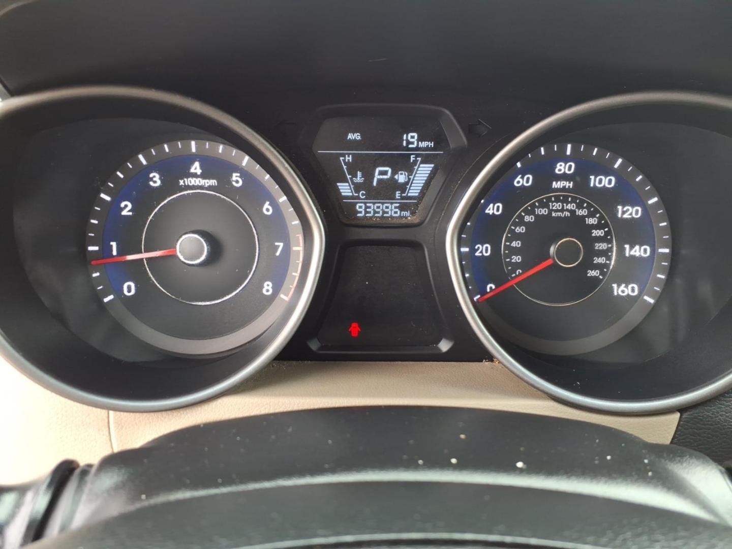 2015 Black Diamond Hyundai ELANTRA SE (5NPDH4AE6FH) with an 1.8L 1.8L I4 145hp 130ft. lbs. Sequential Multiport Fuel Injection engine, 6-Speed Shiftable Automatic transmission, located at 5505 N. Summit St., Toledo, OH, 43611, (419) 729-2688, 41.654953, -83.530014 - Photo#7