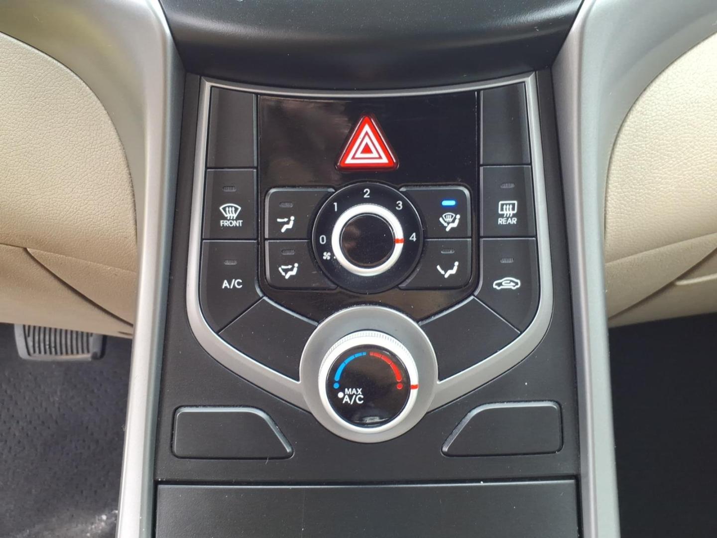 2015 Black Diamond Hyundai ELANTRA SE (5NPDH4AE6FH) with an 1.8L 1.8L I4 145hp 130ft. lbs. Sequential Multiport Fuel Injection engine, 6-Speed Shiftable Automatic transmission, located at 5505 N. Summit St., Toledo, OH, 43611, (419) 729-2688, 41.654953, -83.530014 - Photo#10