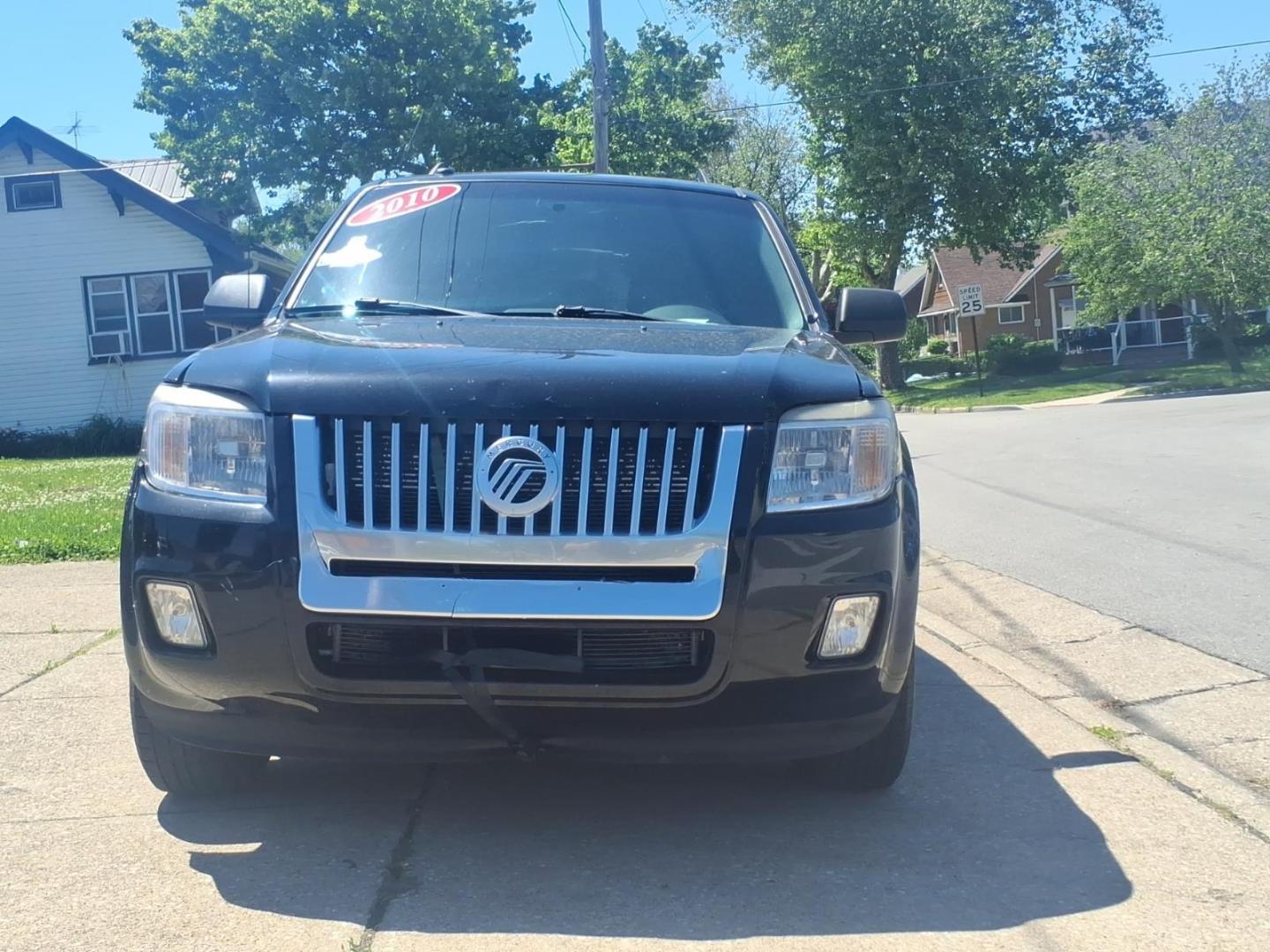 2010 Black Mercury Mariner I4 (4M2CN8B78AK) with an Duratec 2.5L I4 171hp 171ft. lbs. Sequential Multiport Fuel Injection engine, 6-Speed Automatic transmission, located at 5505 N. Summit St., Toledo, OH, 43611, (419) 729-2688, 41.654953, -83.530014 - Photo#21