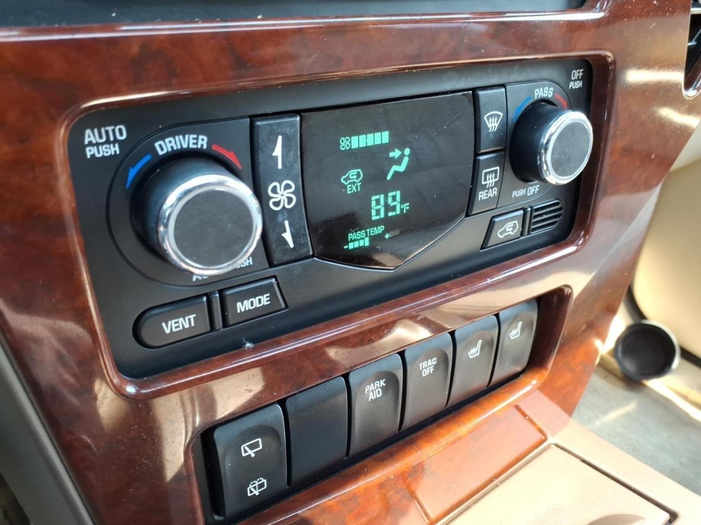 2007 Cappuccino Frost Metallic Buick Rendezvous CX (3G5DA03L67S) with an 3.5L 3.5L V6 overhead valve 12V Fuel Injected engine, 4-Speed Automatic transmission, located at 5505 N. Summit St., Toledo, OH, 43611, (419) 729-2688, 41.654953, -83.530014- Photo#10