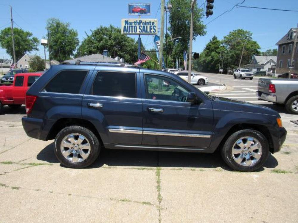 2010 Modern Blue Pearl Coat Jeep Grand Cherokee Limited 4X4 (1J4PR5GK0AC) with an 3.7 6 Cylinder Sequential Multiport Fuel Injection engine, 5-Speed Automatic transmission, located at 5505 N. Summit St., Toledo, OH, 43611, (419) 729-2688, 41.654953, -83.530014 - Photo #0