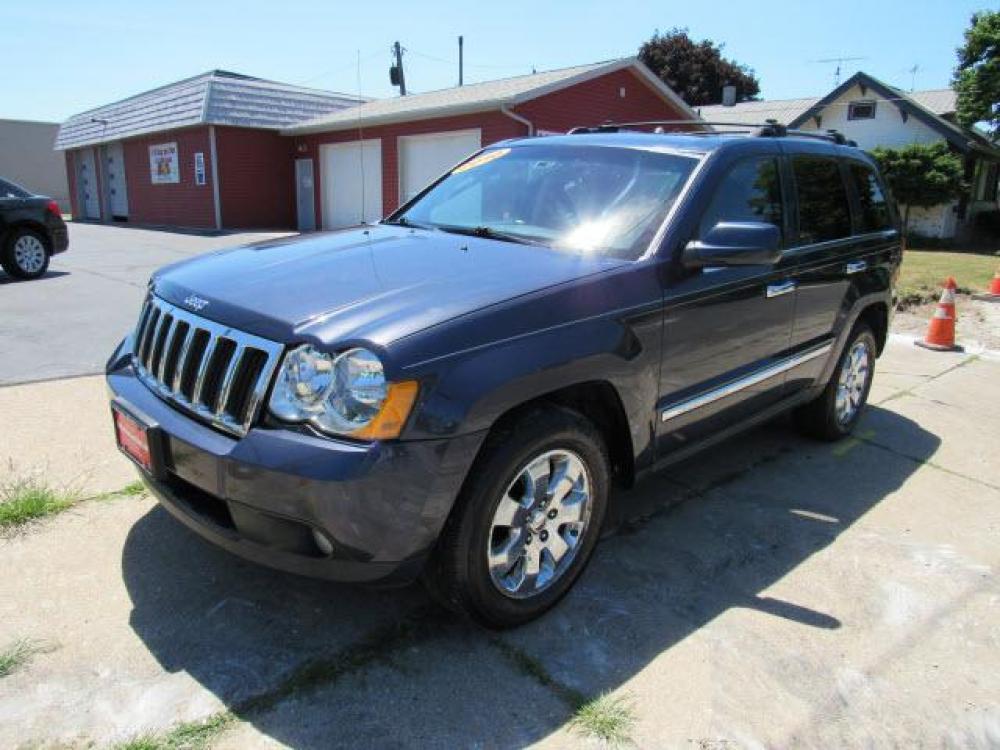 2010 Modern Blue Pearl Coat Jeep Grand Cherokee Limited 4X4 (1J4PR5GK0AC) with an 3.7 6 Cylinder Sequential Multiport Fuel Injection engine, 5-Speed Automatic transmission, located at 5505 N. Summit St., Toledo, OH, 43611, (419) 729-2688, 41.654953, -83.530014 - Photo #20