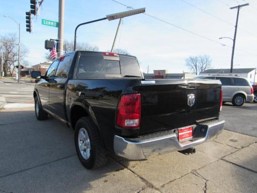 2012 Black Clear Coat RAM 1500 SLT 4X4 (1C6RD7LT1CS) with an 5.7 8 Cylinder Sequential Multiport Fuel Injection engine, 6-Speed Automatic transmission, located at 5505 N. Summit St., Toledo, OH, 43611, (419) 729-2688, 41.654953, -83.530014 - Photo #19