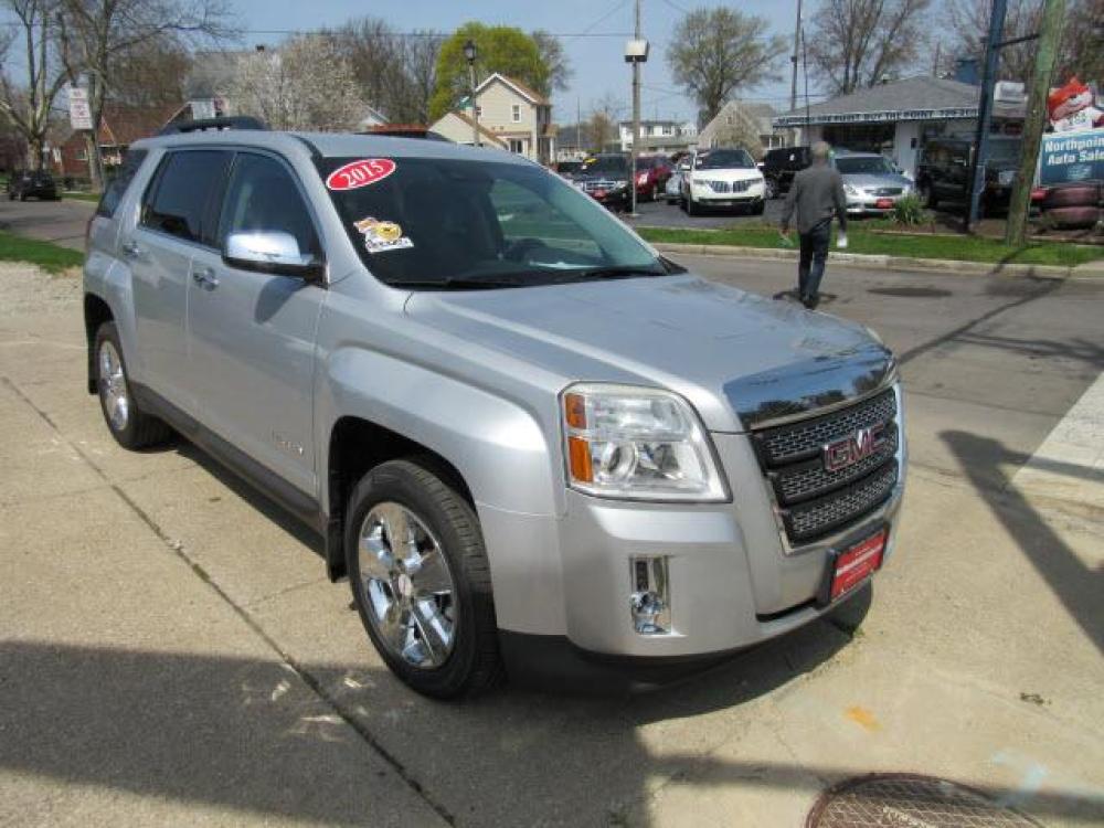 2015 Quicksilver Metallic GMC Terrain SLT-1 (2GKALSEK0F6) with an 2.4 4 Cylinder Direct Injection engine, 6-Speed Shiftable Automatic transmission, located at 5505 N. Summit St., Toledo, OH, 43611, (419) 729-2688, 41.654953, -83.530014 - Photo #19