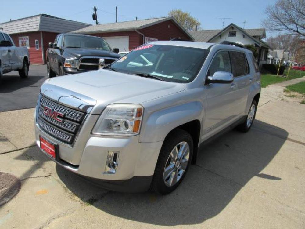 2015 Quicksilver Metallic GMC Terrain SLT-1 (2GKALSEK0F6) with an 2.4 4 Cylinder Direct Injection engine, 6-Speed Shiftable Automatic transmission, located at 5505 N. Summit St., Toledo, OH, 43611, (419) 729-2688, 41.654953, -83.530014 - Photo #21