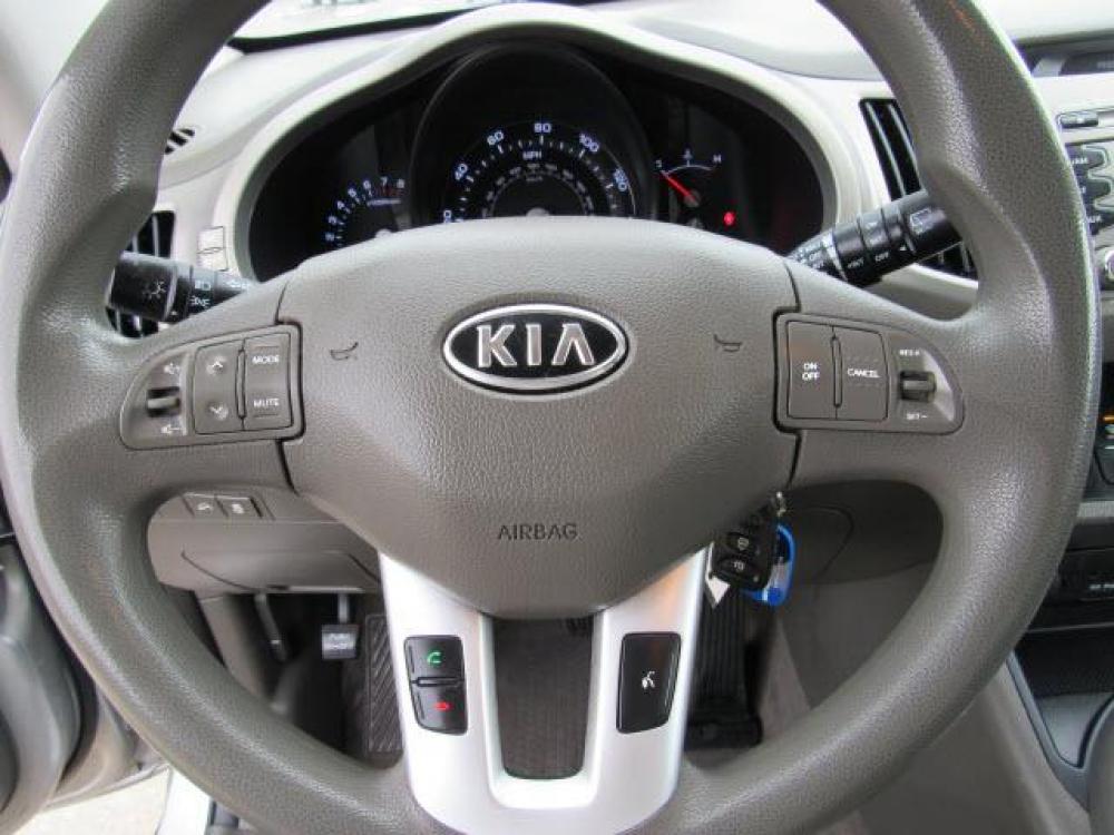 2011 Bright Silver Kia Sportage Base (KNDPB3A29B7) with an 2.4 4 Cylinder Sequential Multiport Fuel Injection engine, Automatic transmission, located at 5505 N. Summit St., Toledo, OH, 43611, (419) 729-2688, 41.654953, -83.530014 - Photo #6