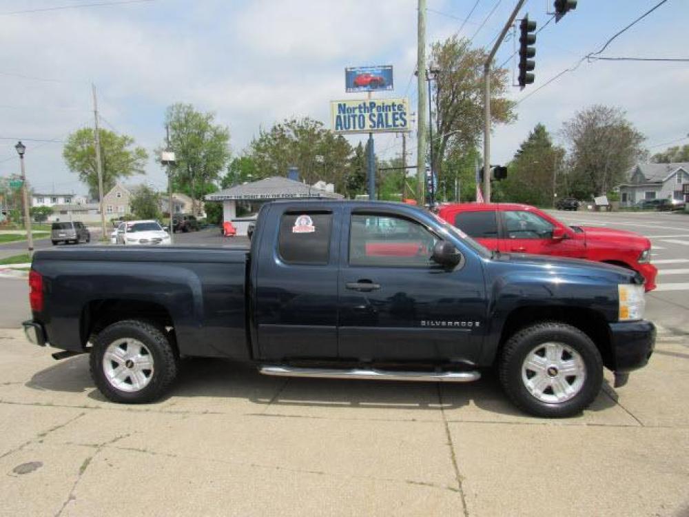 2008 Dark Blue Metallic Chevrolet Silverado 1500 LS 4X4 (2GCEK190981) with an 5.3 8 Cylinder Fuel Injected engine, 4-Speed Automatic transmission, located at 5505 N. Summit St., Toledo, OH, 43611, (419) 729-2688, 41.654953, -83.530014 - Photo #0
