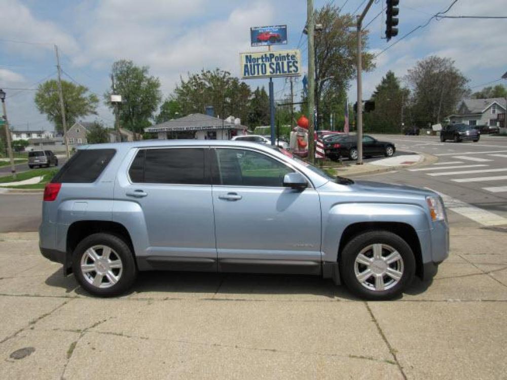 2014 Atlantis Blue Metallic GMC Terrain SLE-1 (2GKFLVEK7E6) with an 2.4 4 Cylinder Direct Injection engine, 6-Speed Shiftable Automatic transmission, located at 5505 N. Summit St., Toledo, OH, 43611, (419) 729-2688, 41.654953, -83.530014 - Photo #0