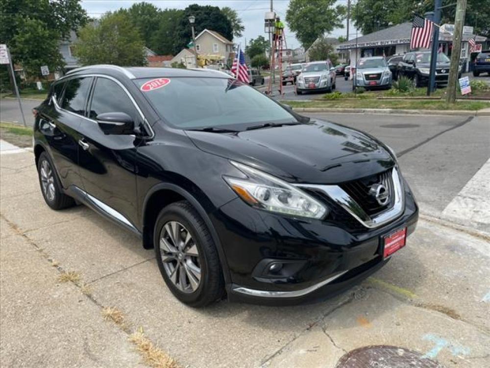 2015 Magnetic Black Nissan Murano SL AWD (5N1AZ2MH5FN) with an 3.5 6 Cylinder Sequential Multiport Fuel Injection engine, CVT transmission, located at 5505 N. Summit St., Toledo, OH, 43611, (419) 729-2688, 41.654953, -83.530014 - Photo #16