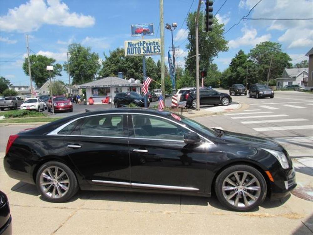 2013 Black Diamond Tricoat Cadillac XTS Luxury Collection (2G61P5S30D9) with an 3.6 6 Cylinder Direct Injection engine, 6-Speed Shiftable Automatic transmission, located at 5505 N. Summit St., Toledo, OH, 43611, (419) 729-2688, 41.654953, -83.530014 - Photo #0