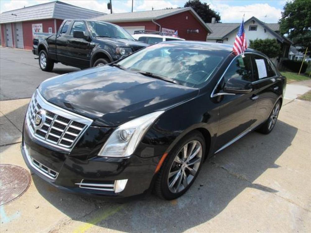 2013 Black Diamond Tricoat Cadillac XTS Luxury Collection (2G61P5S30D9) with an 3.6 6 Cylinder Direct Injection engine, 6-Speed Shiftable Automatic transmission, located at 5505 N. Summit St., Toledo, OH, 43611, (419) 729-2688, 41.654953, -83.530014 - Photo #21
