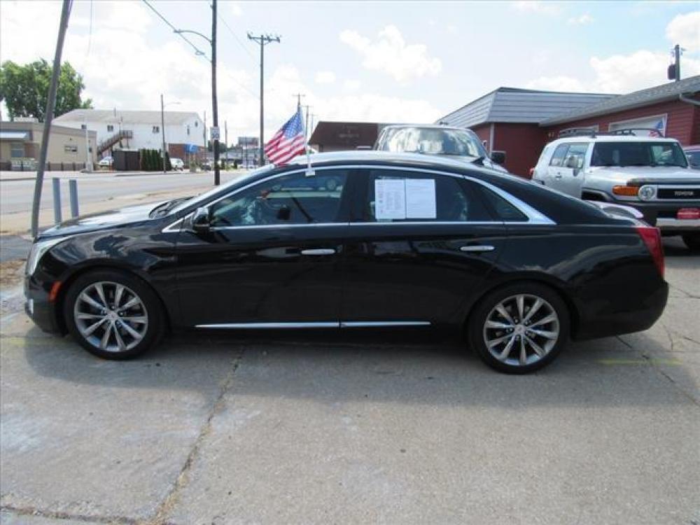 2013 Black Diamond Tricoat Cadillac XTS Luxury Collection (2G61P5S30D9) with an 3.6 6 Cylinder Direct Injection engine, 6-Speed Shiftable Automatic transmission, located at 5505 N. Summit St., Toledo, OH, 43611, (419) 729-2688, 41.654953, -83.530014 - Photo #22