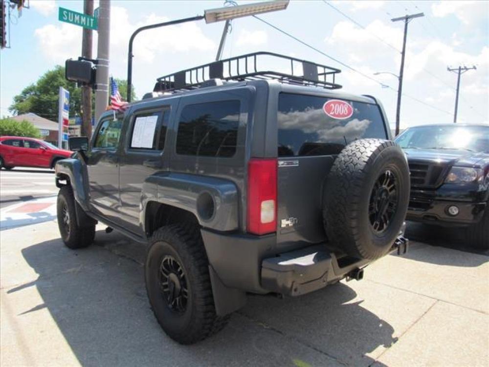2008 Boulder Gray Metallic HUMMER H3 4X4 (5GTEN43E588) with an 3.7 5 Cylinder Sequential Multiport Fuel Injection engine, 4-Speed Automatic transmission, located at 5505 N. Summit St., Toledo, OH, 43611, (419) 729-2688, 41.654953, -83.530014 - Photo #22