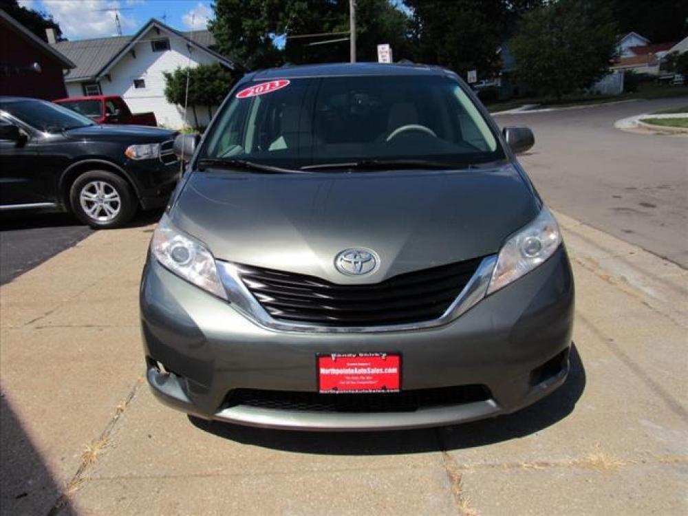 2013 Cypress Pearl Toyota Sienna LE 8-Passenger (5TDKK3DC3DS) with an 3.5 6 Cylinder Sequential Multiport Fuel Injection engine, 6-Speed Shiftable Automatic transmission, located at 5505 N. Summit St., Toledo, OH, 43611, (419) 729-2688, 41.654953, -83.530014 - Photo #18