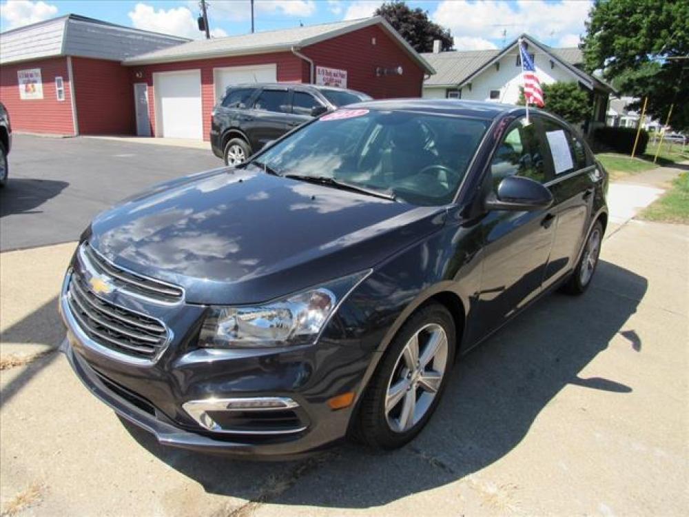 2015 Blue Ray Metallic Chevrolet Cruze 2LT Auto (1G1PE5SB0F7) with an 1.4 4 Cylinder Sequential Multiport Fuel Injection engine, 6-Speed Shiftable Automatic transmission, located at 5505 N. Summit St., Toledo, OH, 43611, (419) 729-2688, 41.654953, -83.530014 - Photo #18