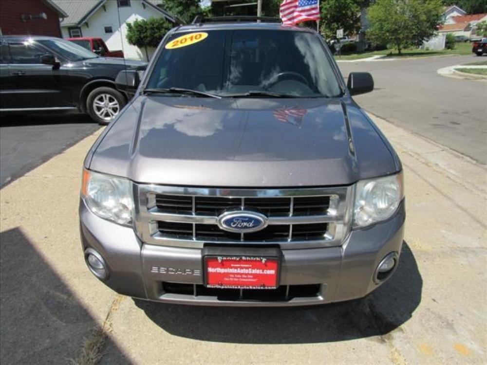 2010 Sterling Grey Metallic Ford Escape XLT (1FMCU9D70AK) with an 2.5 4 Cylinder Sequential Multiport Fuel Injection engine, 6-Speed Automatic transmission, located at 5505 N. Summit St., Toledo, OH, 43611, (419) 729-2688, 41.654953, -83.530014 - Photo #20