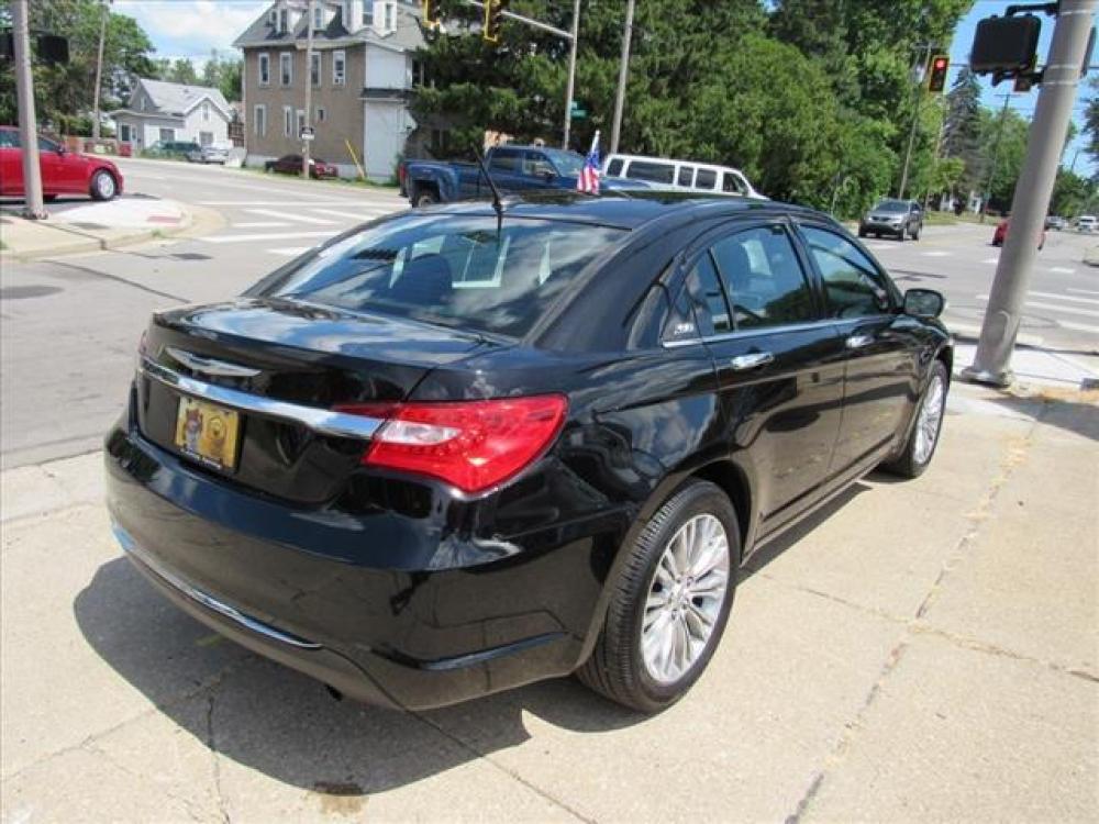 2012 Black Clear Coat Chrysler 200 Limited (1C3CCBCB3CN) with an 2.4 4 Cylinder Sequential Multiport Fuel Injection engine, 6-Speed Shiftable Automatic transmission, located at 5505 N. Summit St., Toledo, OH, 43611, (419) 729-2688, 41.654953, -83.530014 - Photo #22