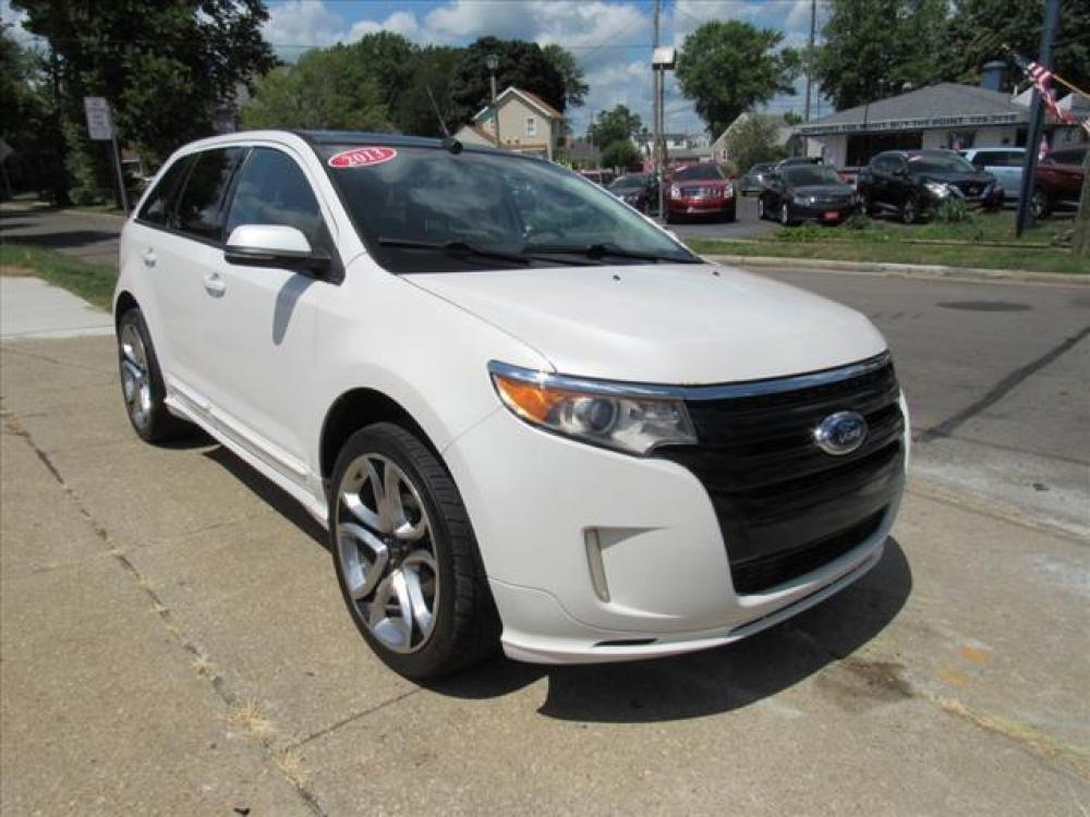 2013 White Platinum Metallic Tri-Coat Ford Edge Sport AWD (2FMDK4AK2DB) with an 3.7 6 Cylinder Sequential Multiport Fuel Injection engine, 6-Speed Shiftable Automatic transmission, located at 5505 N. Summit St., Toledo, OH, 43611, (419) 729-2688, 41.654953, -83.530014 - Photo #20