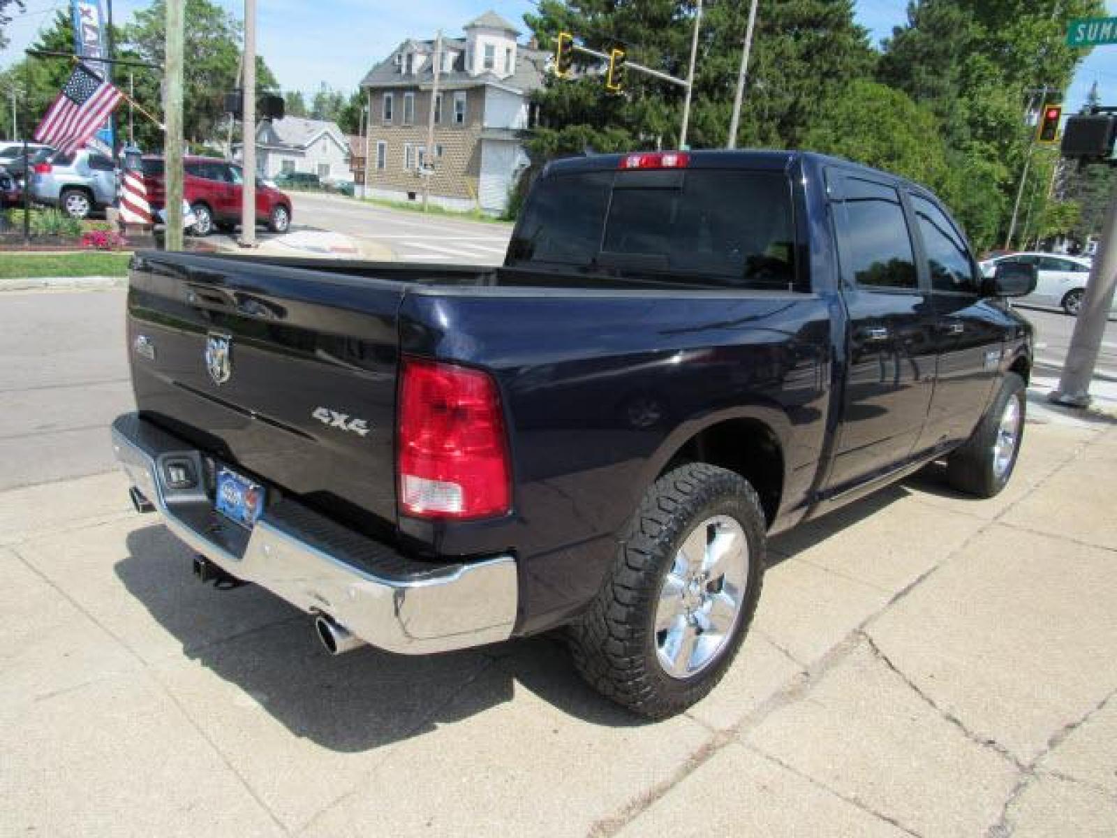 2015 Midnight Blue Pearlcoat RAM 1500 Big Horn 4X4 (1C6RR7LTXFS) with an 5.7 8 Cylinder Sequential Multiport Fuel Injection engine, 8-Speed Shiftable Automatic transmission, located at 5505 N. Summit St., Toledo, OH, 43611, (419) 729-2688, 41.654953, -83.530014 - Photo #21