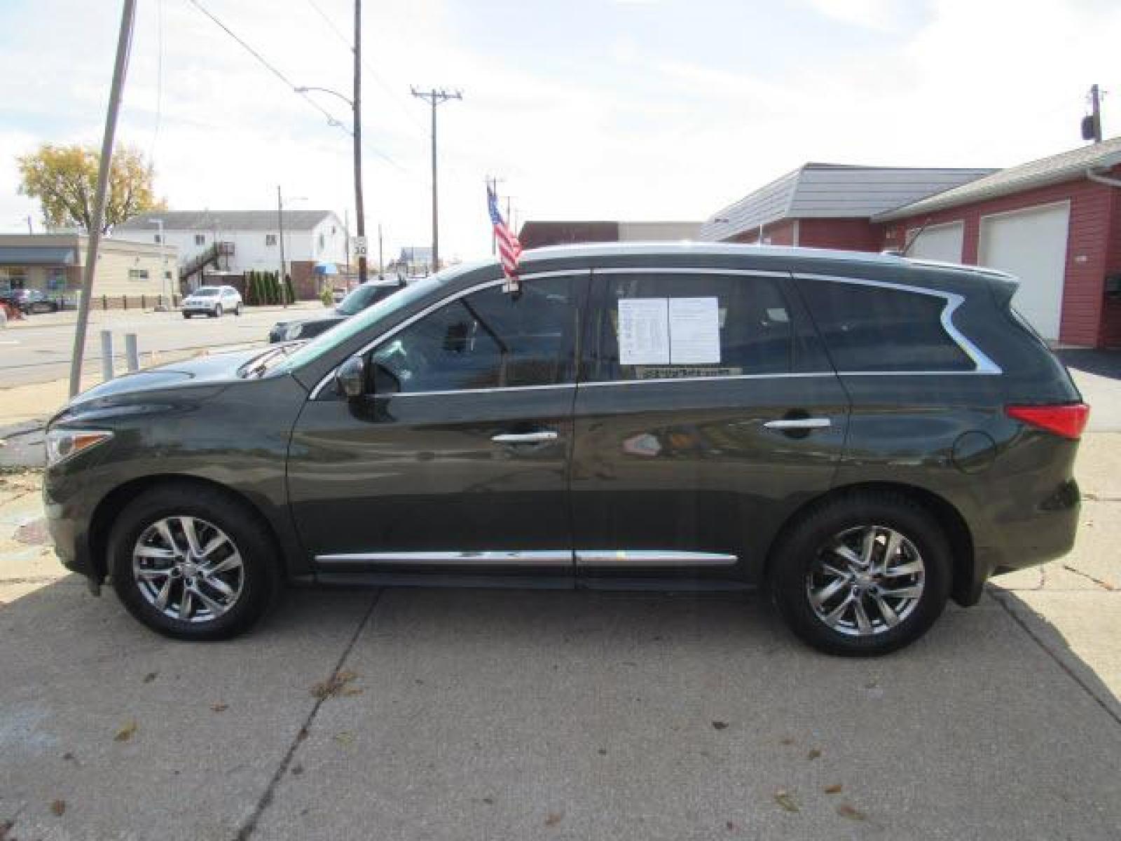 2013 Emerald Graphite INFINITI JX35 AWD (5N1AL0MM3DC) with an 3.5 6 Cylinder Sequential Multiport Fuel Injection engine, CVT transmission, located at 5505 N. Summit St., Toledo, OH, 43611, (419) 729-2688, 41.654953, -83.530014 - Photo #26