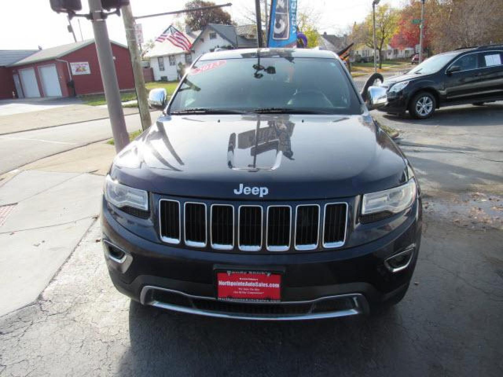 2014 Pacific Blue Clear Coat Jeep Grand Cherokee Limited 4X4 (1C4RJFBG5EC) with an 3.6 6 Cylinder Sequential Multiport Fuel Injection engine, 8-Speed Shiftable Automatic transmission, located at 5505 N. Summit St., Toledo, OH, 43611, (419) 729-2688, 41.654953, -83.530014 - Photo #22
