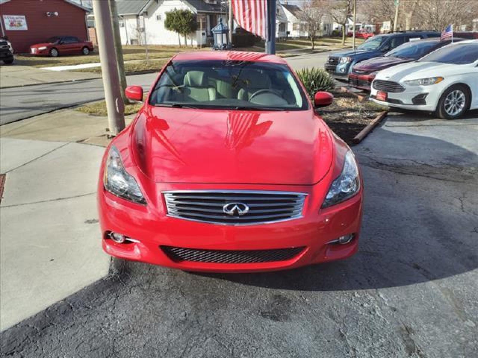 2013 Vibrant Red INFINITI G37 Convertible Sport (JN1CV6FE4DM) with an 3.7L 3.7L V6 325hp 267ft. lbs. Sequential Multiport Fuel Injection engine, 6-Speed Manual transmission, located at 5505 N. Summit St., Toledo, OH, 43611, (419) 729-2688, 41.654953, -83.530014 - Photo #17