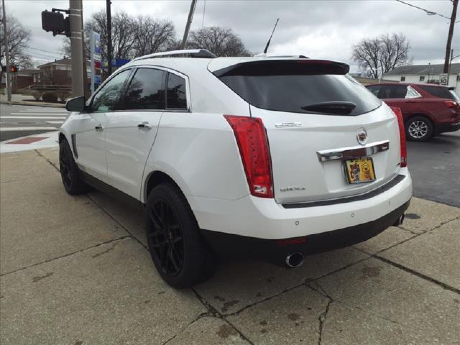 2013 Off White Cadillac SRX Premium Collection (3GYFNJE3XDS) with an 3.6L 3.6L Flex Fuel V6 308hp 2 Direct Injection engine, 6-Speed Shiftable Automatic transmission, located at 5505 N. Summit St., Toledo, OH, 43611, (419) 729-2688, 41.654953, -83.530014 - Photo #24
