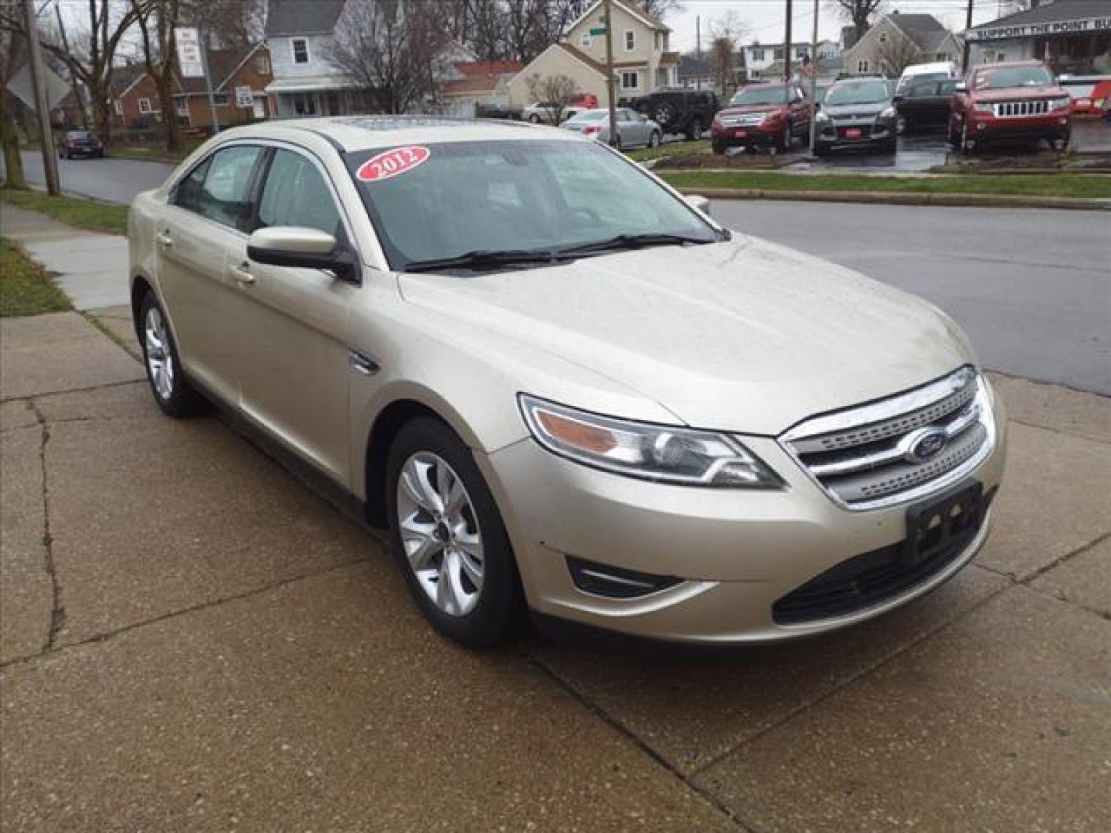 2011 Gold Leaf Metallic Ford Taurus SEL (1FAHP2HW2BG) with an 3.5L 3.5L V6 263hp 249ft. lbs. Sequential Multiport Fuel Injection engine, 6-Speed Shiftable Automatic transmission, located at 5505 N. Summit St., Toledo, OH, 43611, (419) 729-2688, 41.654953, -83.530014 - Photo #15