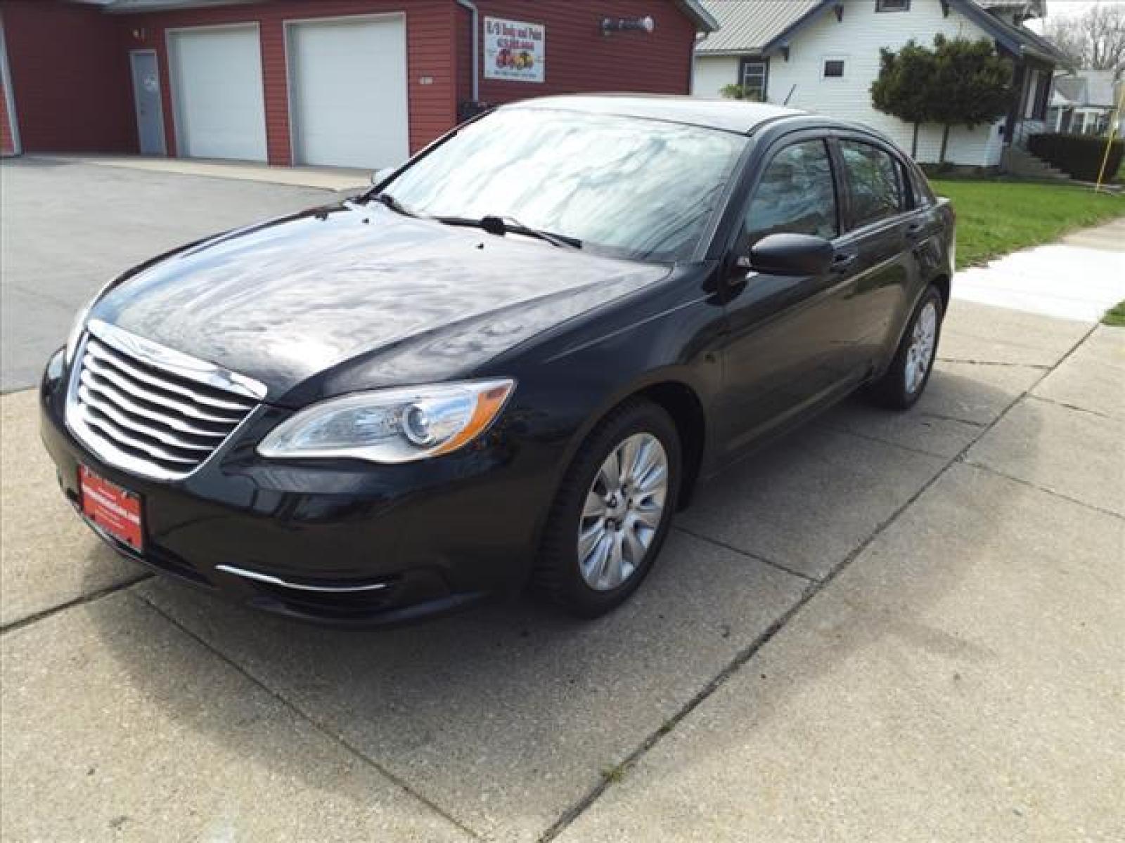2014 Black Clear Coat Chrysler 200 LX (1C3CCBAB0EN) with an 2.4L 2.4L I4 173hp 166ft. lbs. Sequential Multiport Fuel Injection engine, Automatic transmission, located at 5505 N. Summit St., Toledo, OH, 43611, (419) 729-2688, 41.654953, -83.530014 - Photo #15