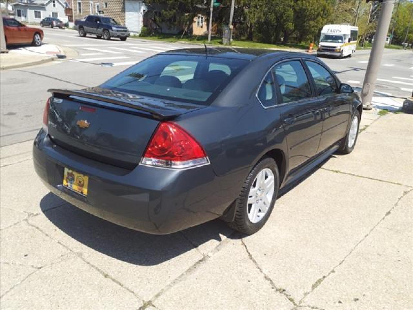 2010 Cyber Gray Metallic Chevrolet Impala LS (2G1WA5EK2A1) with an 3.5L 3.5L V6 207hp 215ft. lbs. Fuel Injected engine, 4-Speed Automatic transmission, located at 5505 N. Summit St., Toledo, OH, 43611, (419) 729-2688, 41.654953, -83.530014 - Photo #21