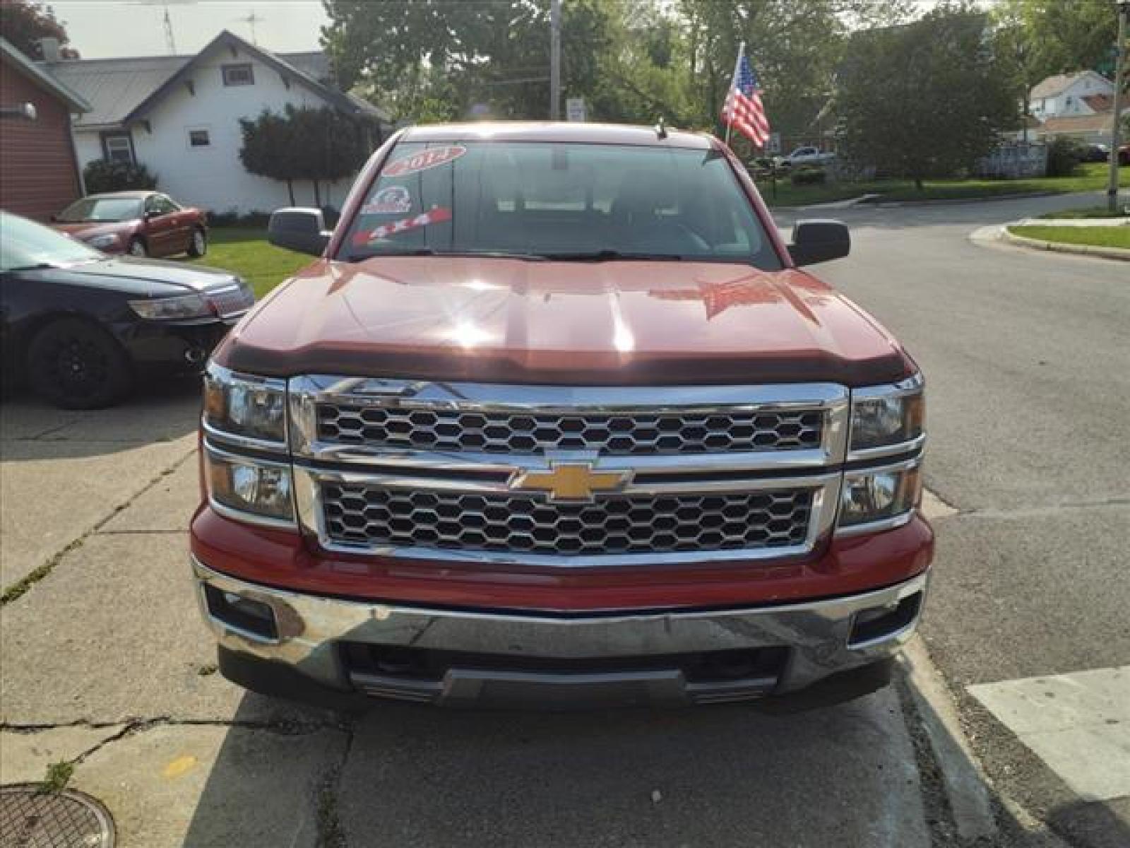 2014 Victory Red Chevrolet Silverado 1500 LT Z71 (1GCVKREH3EZ) with an 4.3L EcoTec3 4.3L Flex Fuel V6 Direct Injection engine, 6-Speed Shiftable Automatic w/Overdrive transmission, located at 5505 N. Summit St., Toledo, OH, 43611, (419) 729-2688, 41.654953, -83.530014 - Photo #16