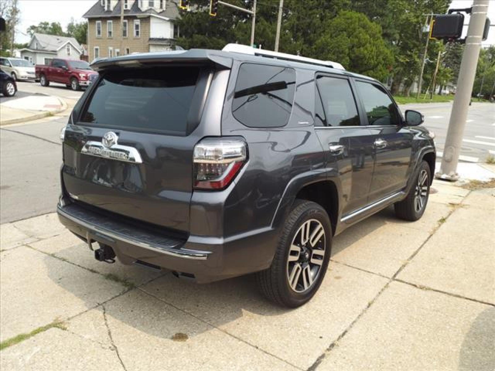 2016 Midnight Black Metallic Toyota 4Runner SR5 (JTEBU5JR3G5) with an 4.0L 4.0L V6 270hp 278ft. lbs. Sequential Multiport Fuel Injection engine, 5-Speed Shiftable Automatic transmission, located at 5505 N. Summit St., Toledo, OH, 43611, (419) 729-2688, 41.654953, -83.530014 - Photo #28