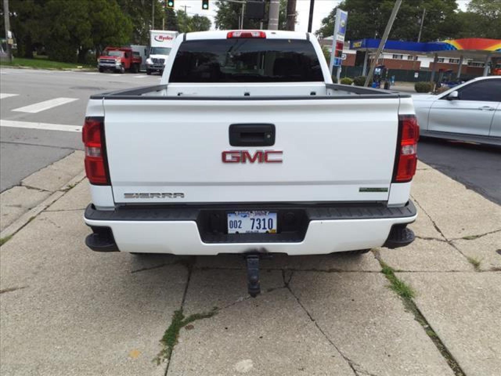 2017 Summit White GMC Sierra 1500 Base (1GTV2LEC8HZ) with an 5.3L EcoTec3 5.3L V8 355hp 383 Direct Injection engine, 6-Speed Shiftable Automatic w/Overdrive transmission, located at 5505 N. Summit St., Toledo, OH, 43611, (419) 729-2688, 41.654953, -83.530014 - Photo #19
