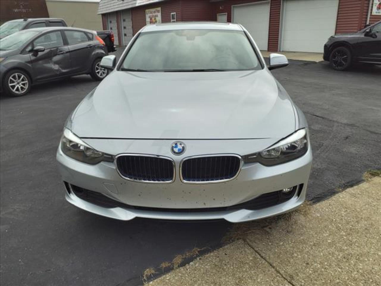 2015 Glacier Silver Metallic BMW 3 Series 320i xDrive (WBA3C3G56FN) with an 2.0L 2.0L Turbo I4 180hp 200ft Direct Injection engine, 8-Speed Shiftable Automatic transmission, located at 5505 N. Summit St., Toledo, OH, 43611, (419) 729-2688, 41.654953, -83.530014 - No cigarette burns or dirty ash trays here. This previously owned vehicle was a Non Smoker vehicle. Come by today to see this one in person. A premium 'turn by turn' navigation system is included. Extra clean. No rips, no abuse, no cigarette burns. This vehicle is loaded with lot of extras. Sup - Photo #15