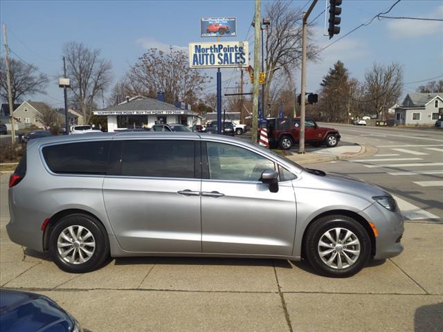 photo of 2018 Chrysler Pacifica